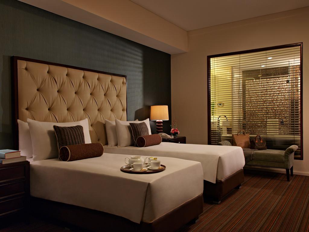 Joy Nostalg Hotel And Suites Manila Managed By The Ascott Limited Pasig City Exteriör bild