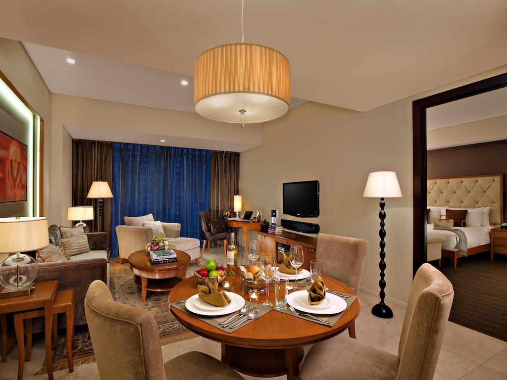 Joy Nostalg Hotel And Suites Manila Managed By The Ascott Limited Pasig City Exteriör bild