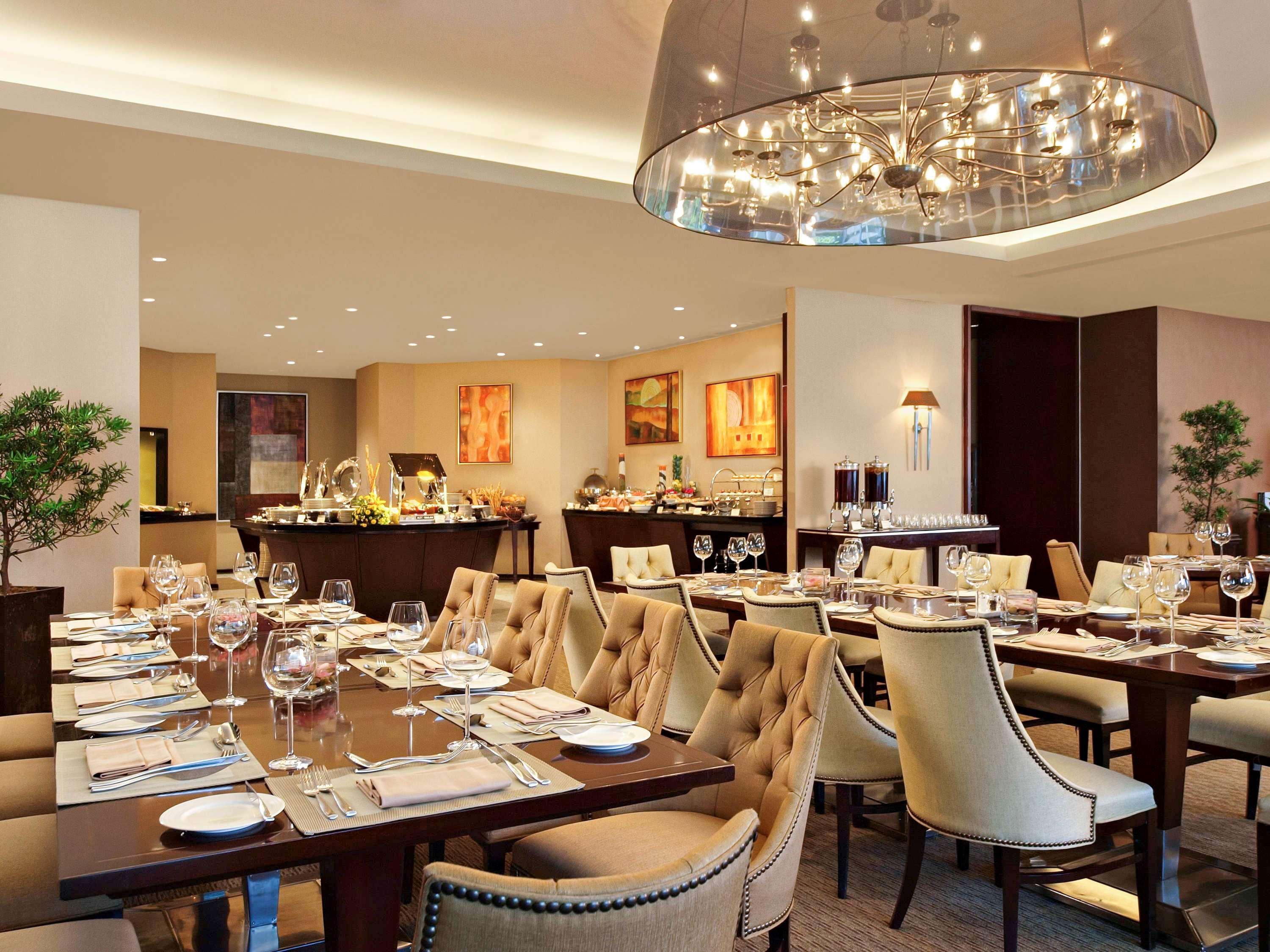 Joy Nostalg Hotel And Suites Manila Managed By The Ascott Limited Pasig City Exteriör bild