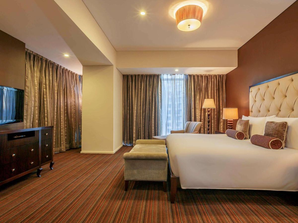 Joy Nostalg Hotel And Suites Manila Managed By The Ascott Limited Pasig City Exteriör bild