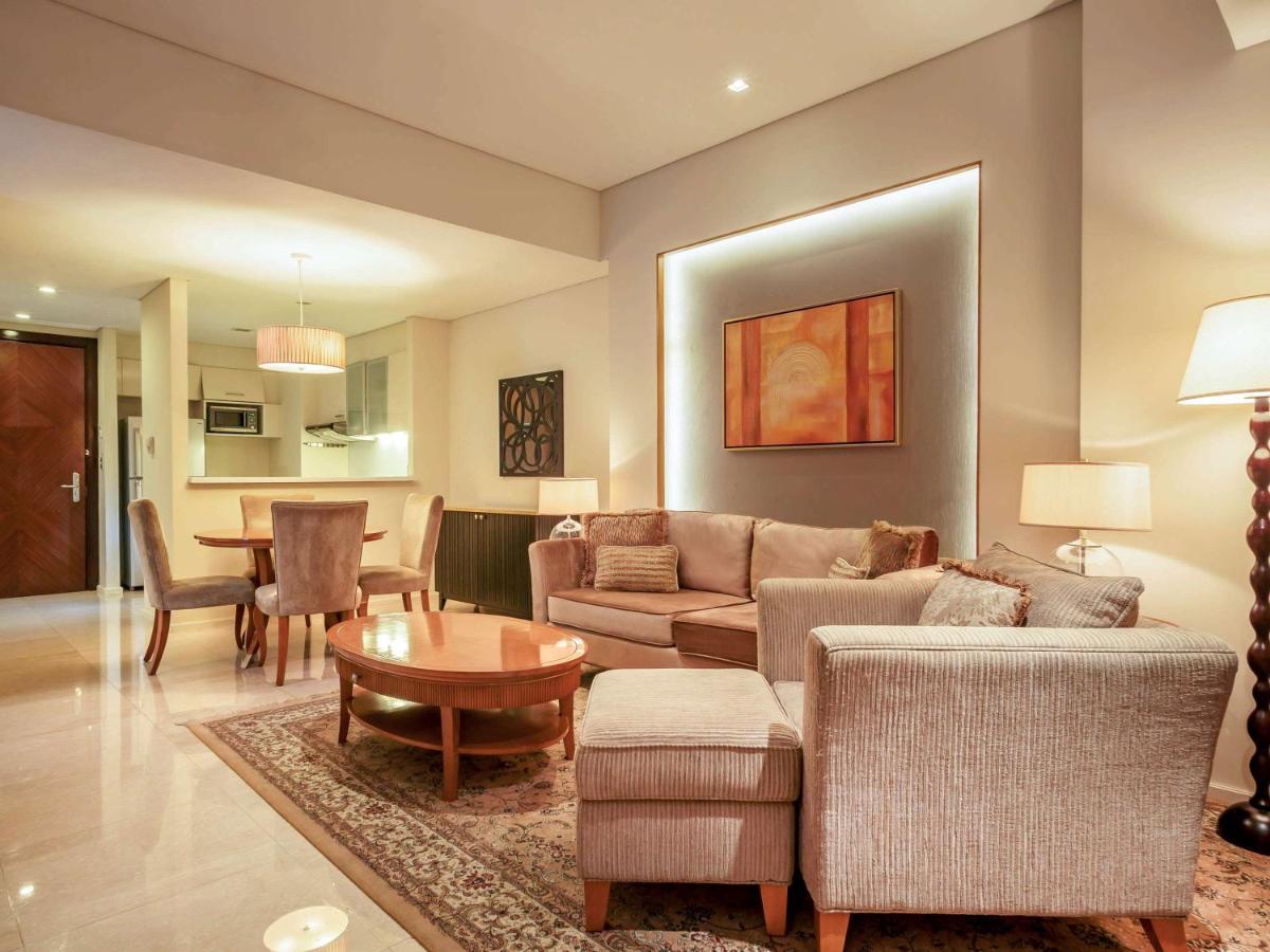 Joy Nostalg Hotel And Suites Manila Managed By The Ascott Limited Pasig City Exteriör bild